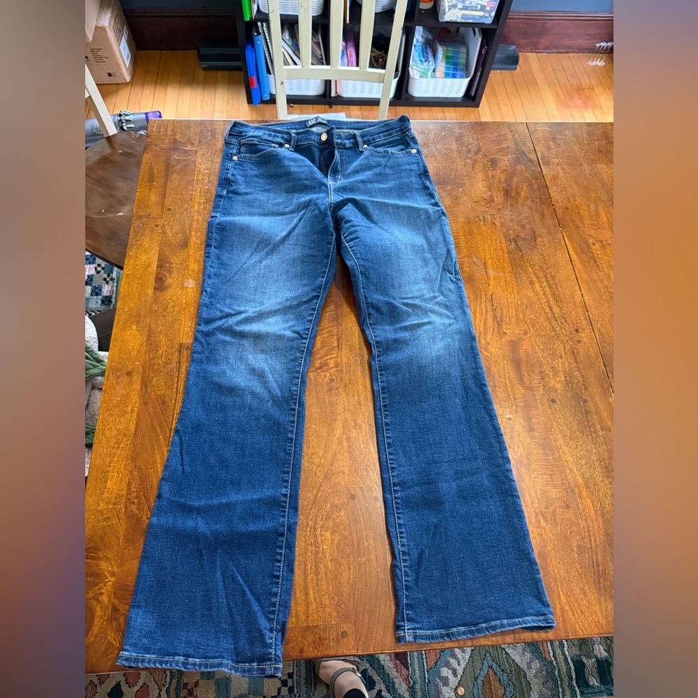 GAP Women's Straight Leg Jeans in Deep Blue
